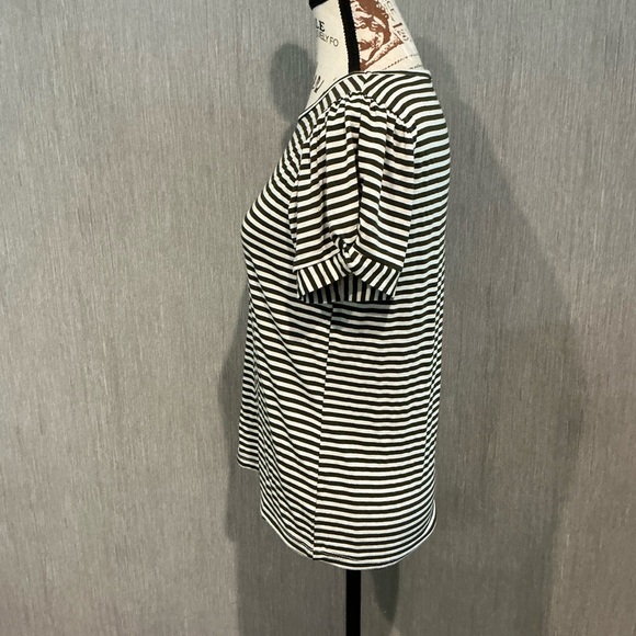 Staccato Olive Green and White Fitted Short Sleeve Tee Size XS - Picture 5 of 9